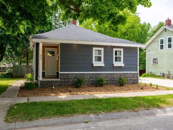 935 QUINCY STREET, Sturgeon Bay, WI 54235