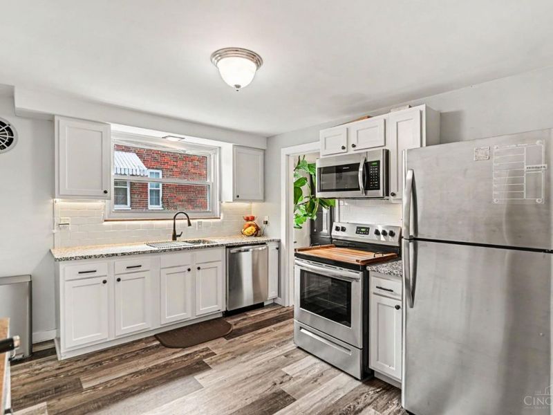 3130 Pershing Court, Cincinnati, OH 45211 Photo 8