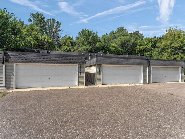 3838 Craig Way, Inver Grove Heights, MN 55076