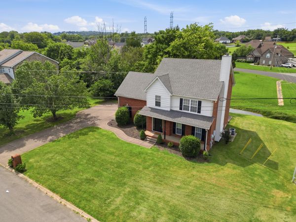 302 Twelve Oaks Ln , Lebanon, TN 37087