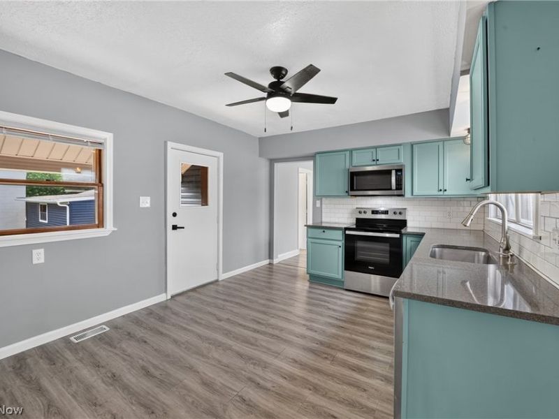 40 E Market Street , Seville, OH 44273 Photo 8