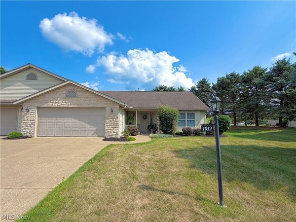 1012 Meadow Drive NW, Strasburg, OH 44680