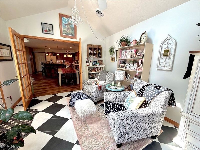 1012 Meadow Drive NW, Strasburg, OH 44680 Photo 32