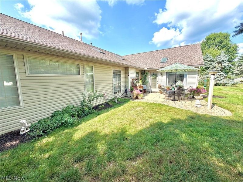 1012 Meadow Drive NW, Strasburg, OH 44680 Photo 5