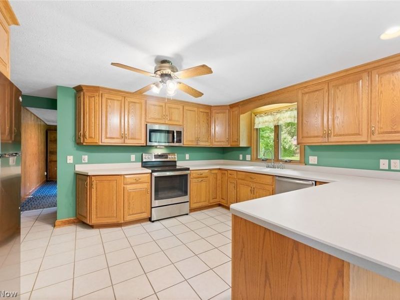 306 Winkler Drive , Wooster, OH 44691 Photo 9