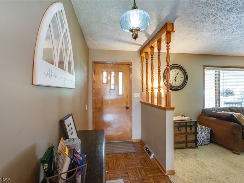 1204 Taplin Avenue , New Franklin, OH 44319 Photo 3