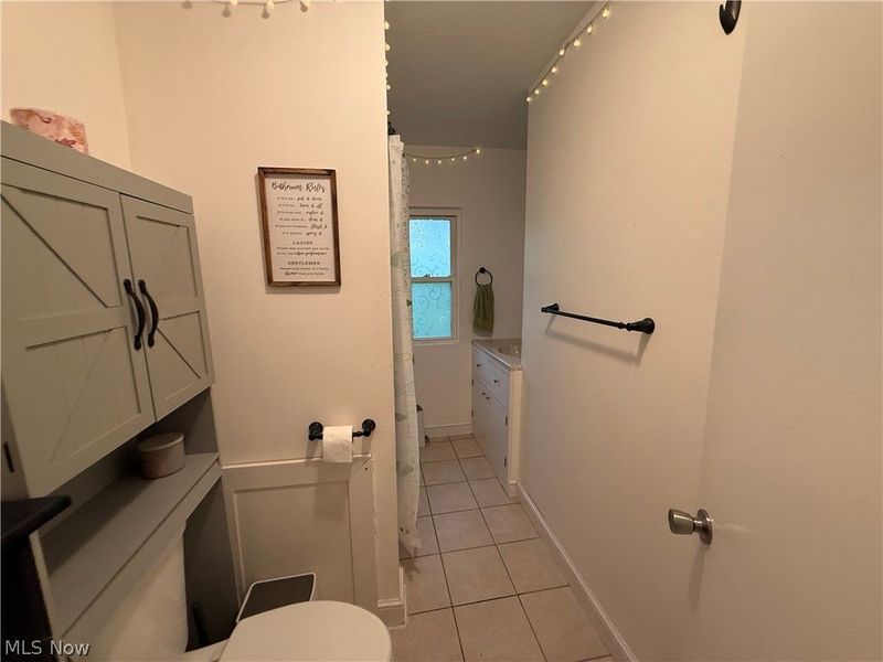 675 Oxford Avenue , Akron, OH 44310 Photo 9