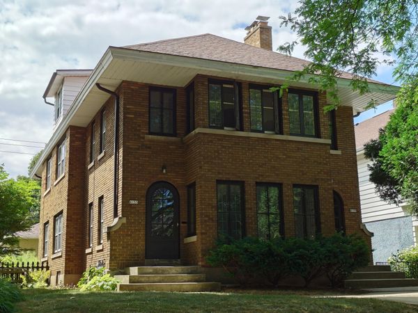 4155 N Farwell Ave, Unit 4157, Shorewood, WI 53211