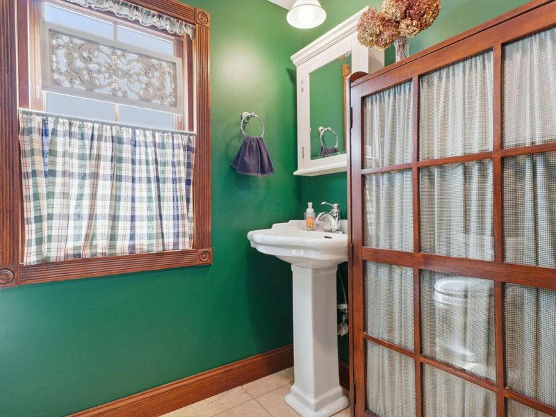 64 E Main Street , Westerville, OH 43081 Photo 16