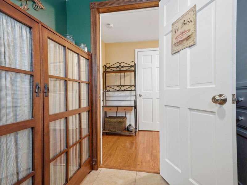 64 E Main Street , Westerville, OH 43081 Photo 30
