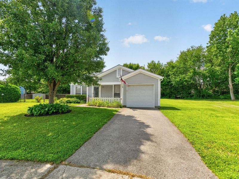 8639 Sill Court , Powell, OH 43065 Photo 2