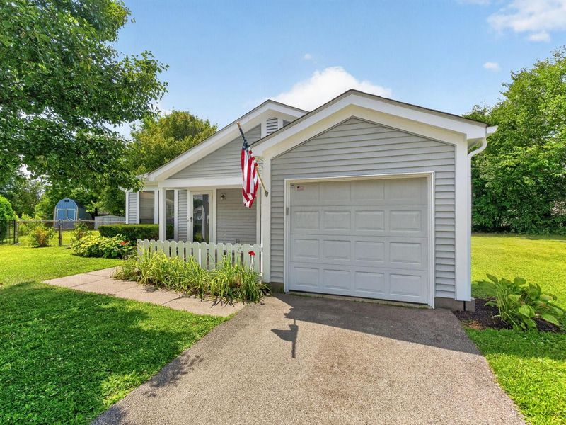 8639 Sill Court , Powell, OH 43065 Photo 3