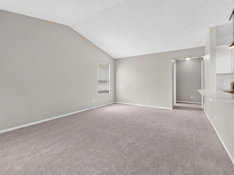 8639 Sill Court , Powell, OH 43065 Photo 5