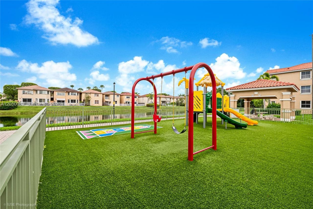 6700 NW 114th Ave , Unit 923, Doral, FL 33178 Photo