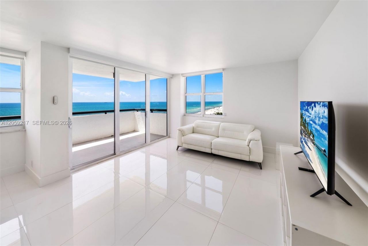 2555 Collins Ave , Unit 1511, Miami Beach, FL 33140 Photo