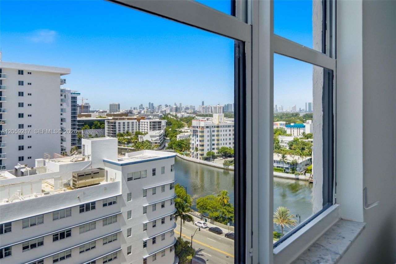 2555 Collins Ave , Unit 1511, Miami Beach, FL 33140 Photo