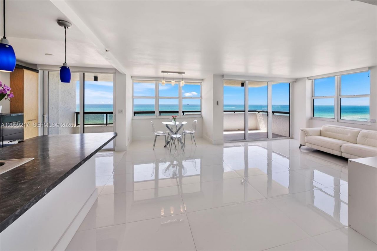 2555 Collins Ave , Unit 1511, Miami Beach, FL 33140 Photo