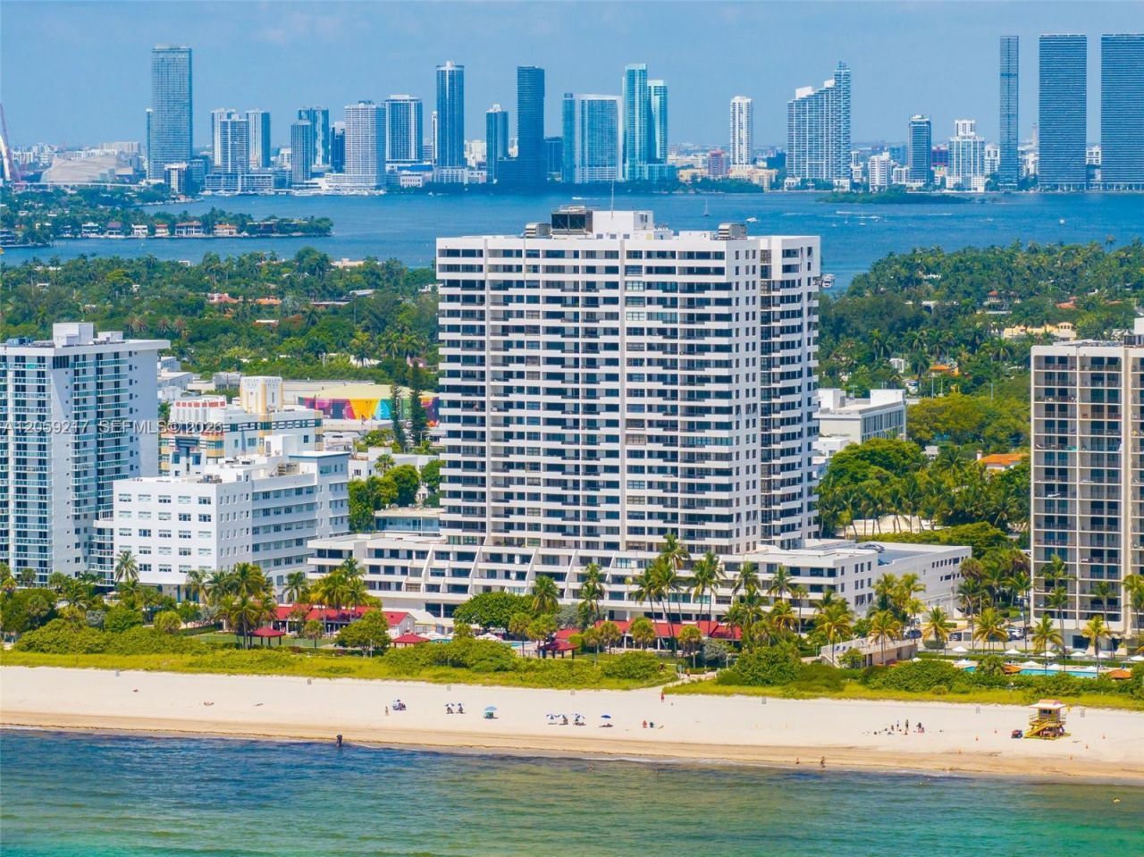 2555 Collins Ave , Unit 1511, Miami Beach, FL 33140 Photo