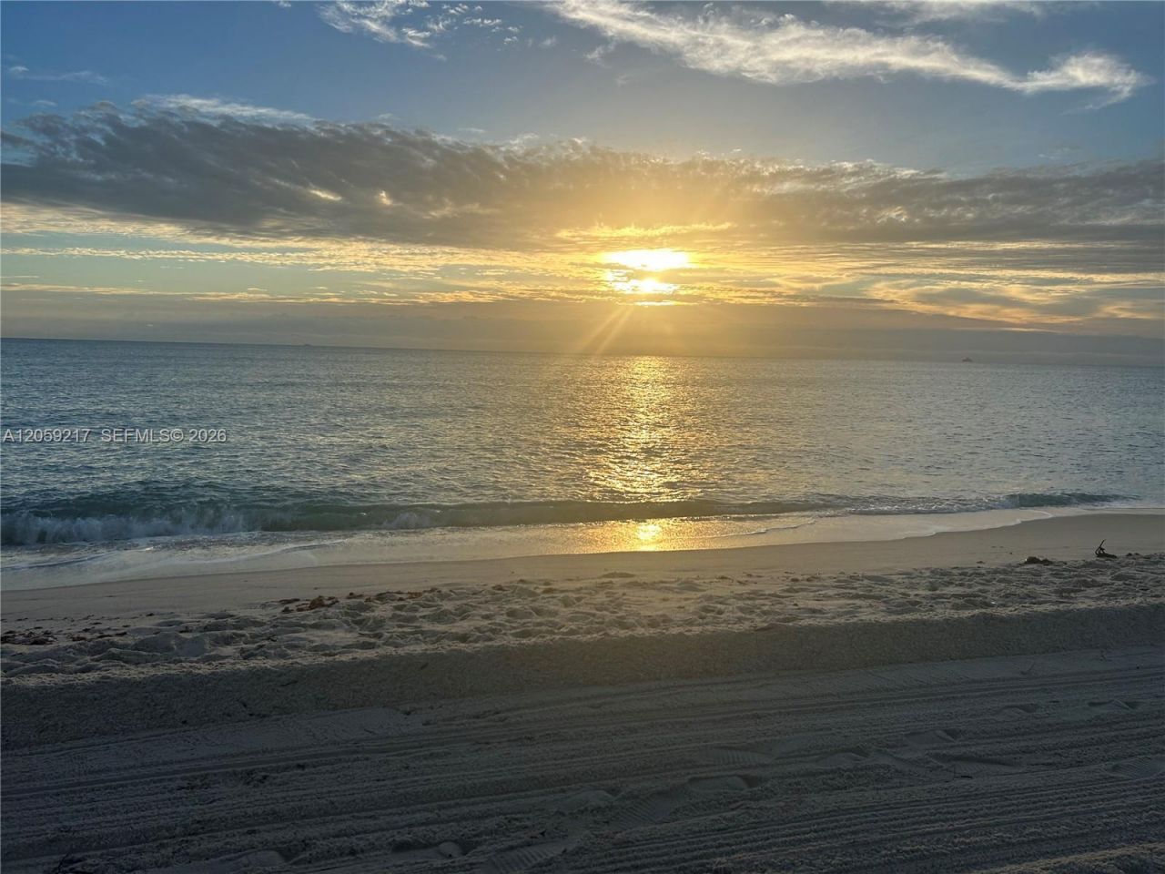 2555 Collins Ave , Unit 1511, Miami Beach, FL 33140 Photo