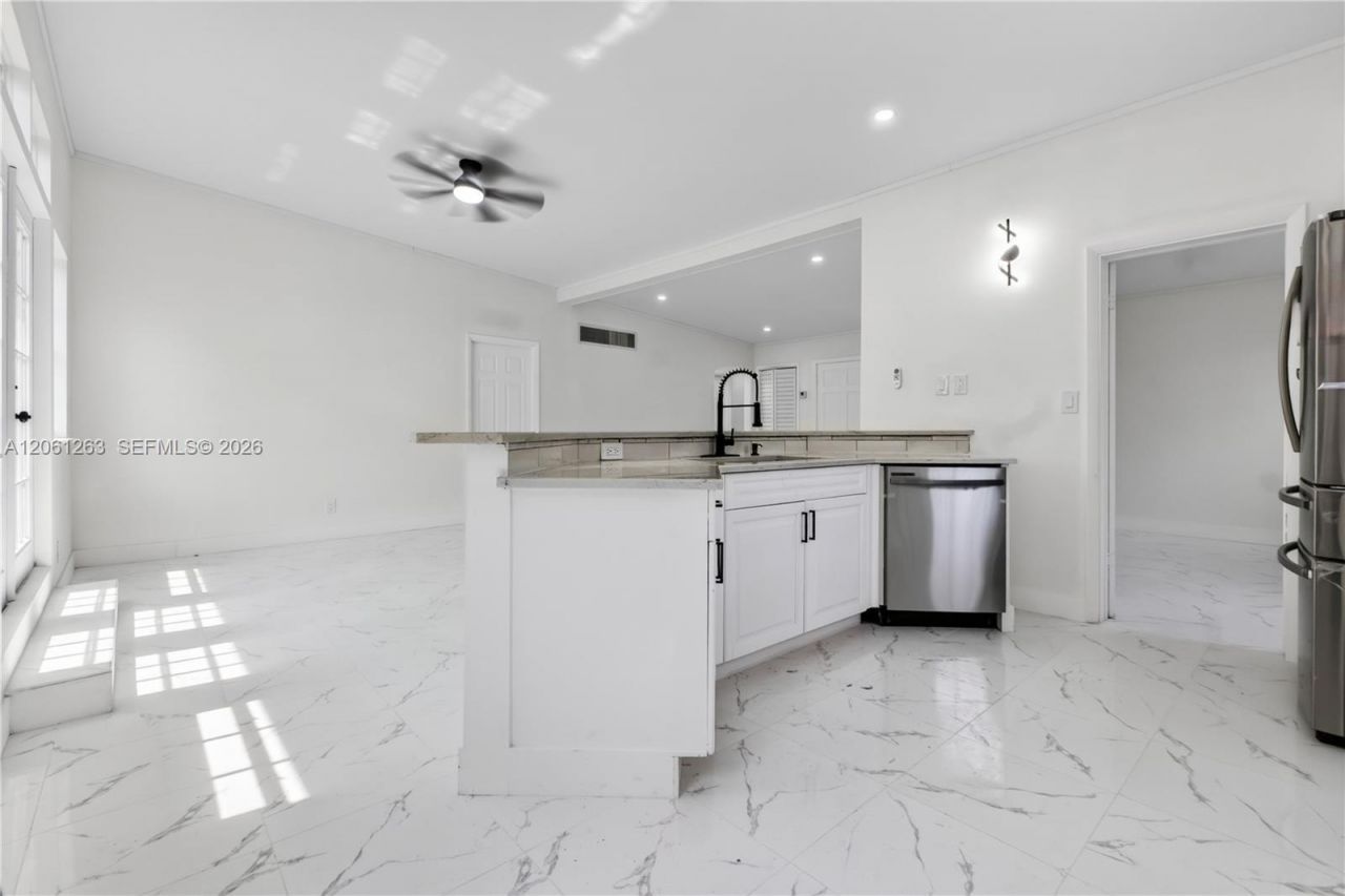 1777 N 17th Ct , Hollywood, FL 33020 Photo