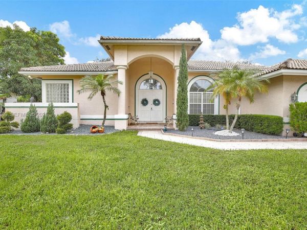 351 NW 110th Ave , Plantation, FL 33324
