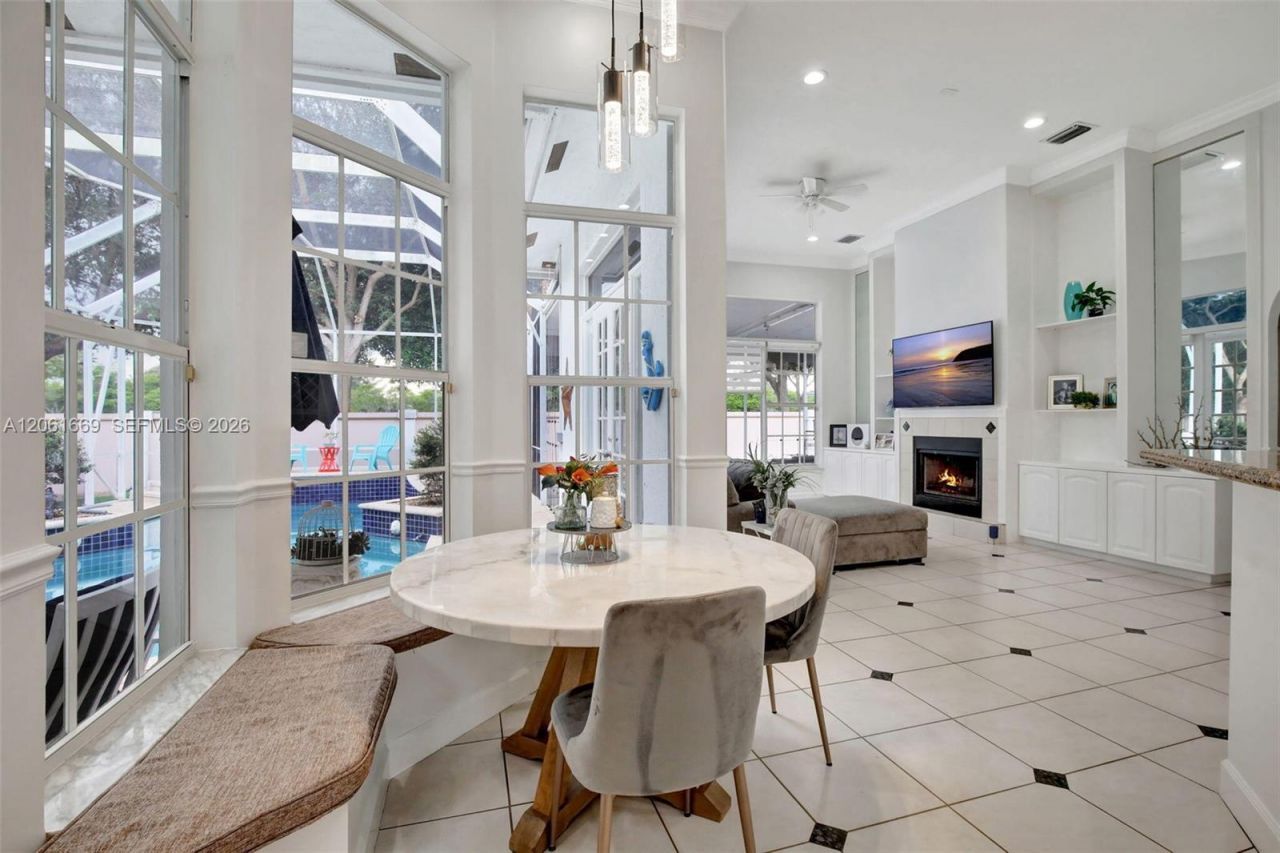 351 NW 110th Ave, Plantation, FL 33324 Photo