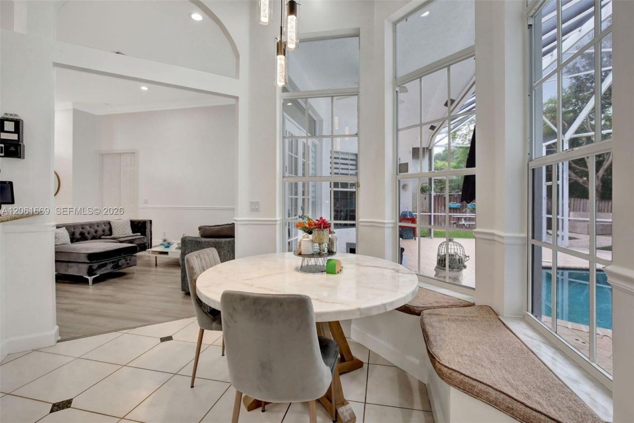 351 NW 110th Ave, Plantation, FL 33324 Photo