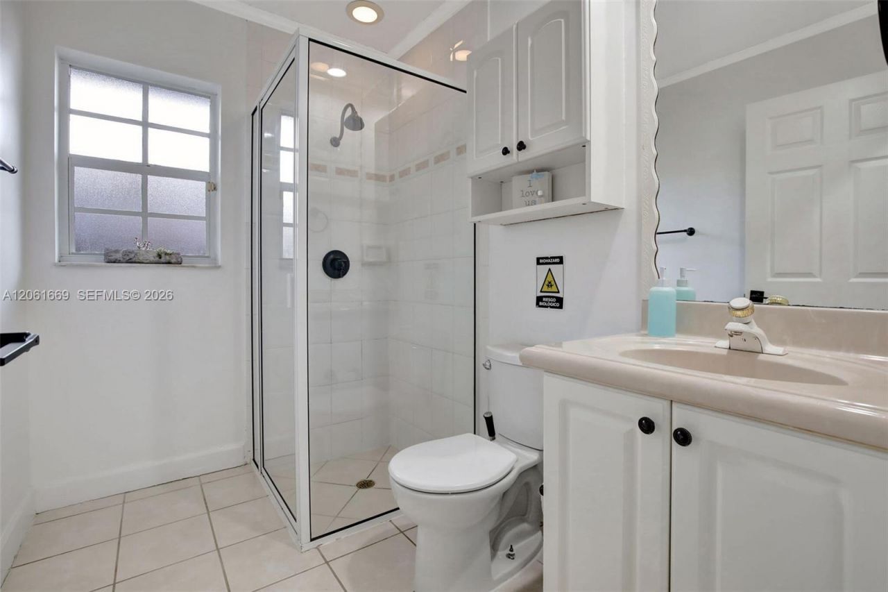 351 NW 110th Ave, Plantation, FL 33324 Photo