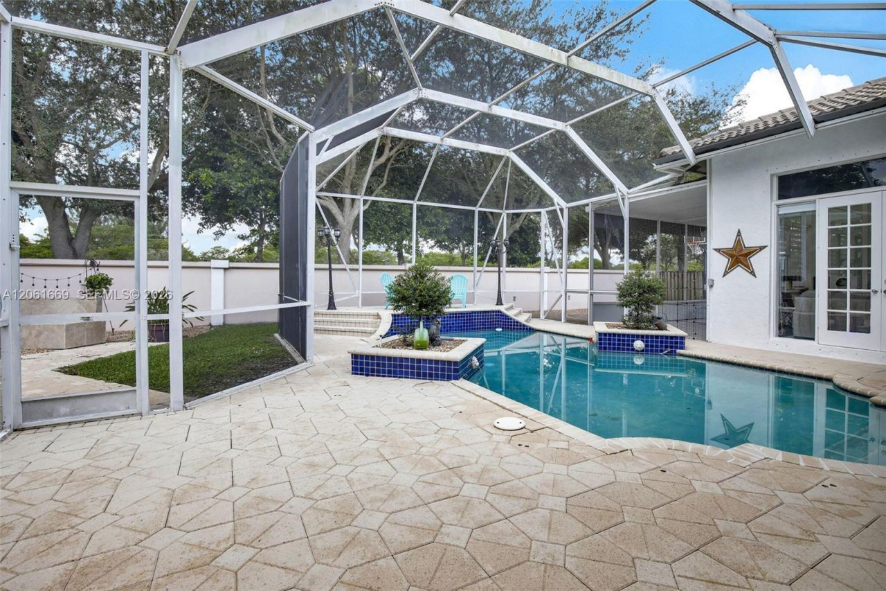 351 NW 110th Ave, Plantation, FL 33324 Photo