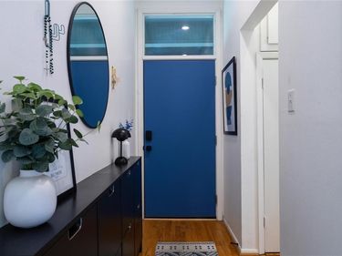 4030 Holland Avenue, Unit 8, Dallas, TX 75219