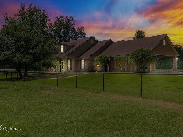 2675 Swan Lake Road, Bossier City, LA 71111