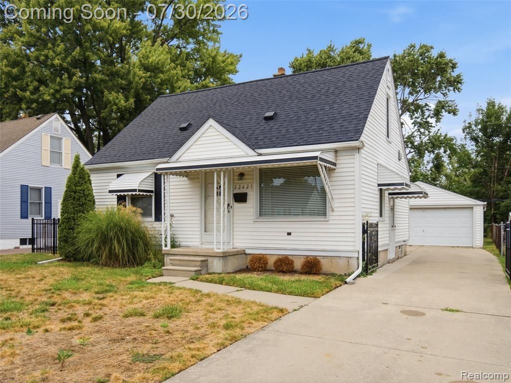22421 Revere Street, Saint Clair Shores, Mi 48080 Main Photo