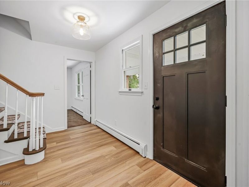 836 School Street, Hubbard, OH 44425 Photo 8