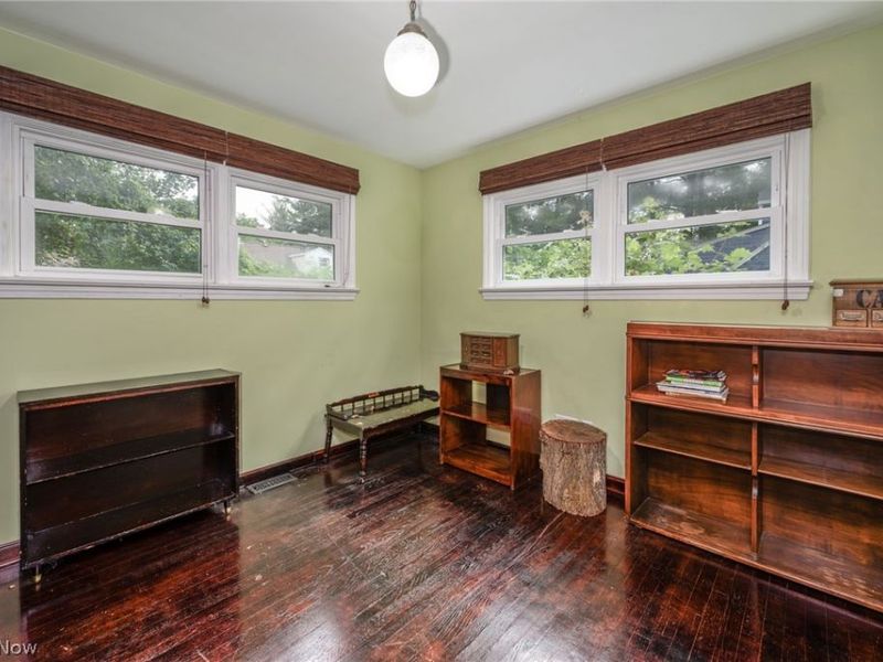 737 Allerton St , Kent, OH 44240 Photo 10