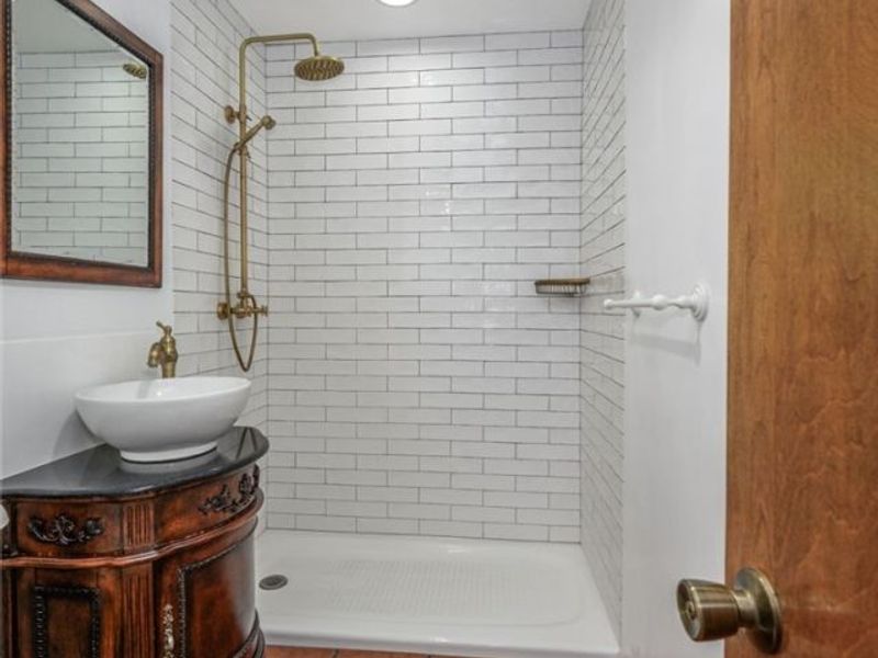 737 Allerton St , Kent, OH 44240 Photo 16