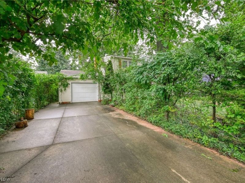 737 Allerton St , Kent, OH 44240 Photo 2