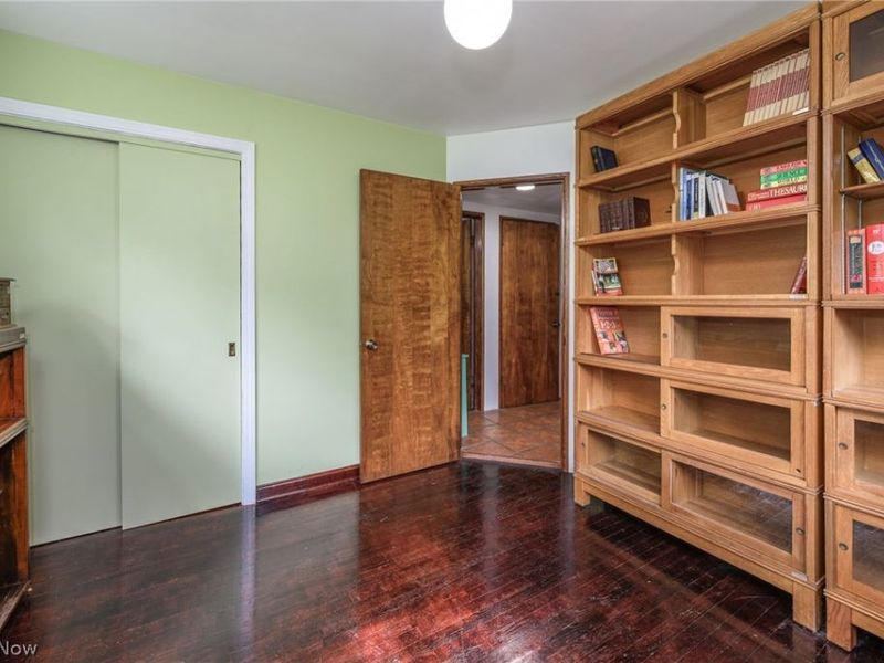 737 Allerton St , Kent, OH 44240 Photo 9