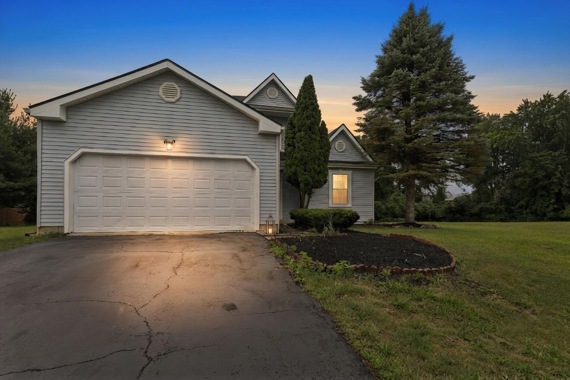 192 Strathsprey Drive , Blacklick, OH 43004 Main Photo