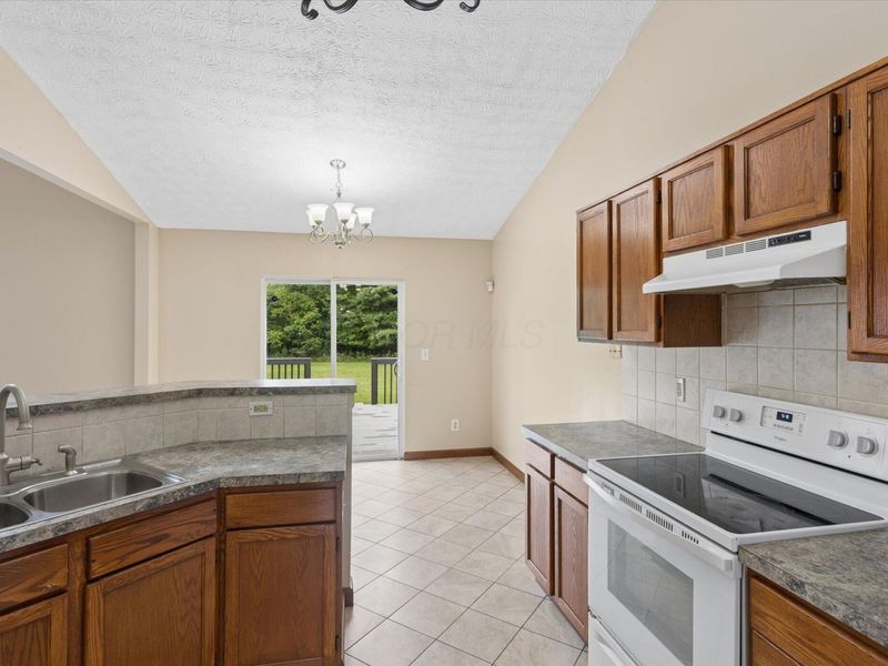 192 Strathsprey Drive, Blacklick, OH 43004 Photo 13