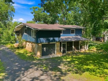 725 Birchwood Avenue, White Bear Lake, MN 55110