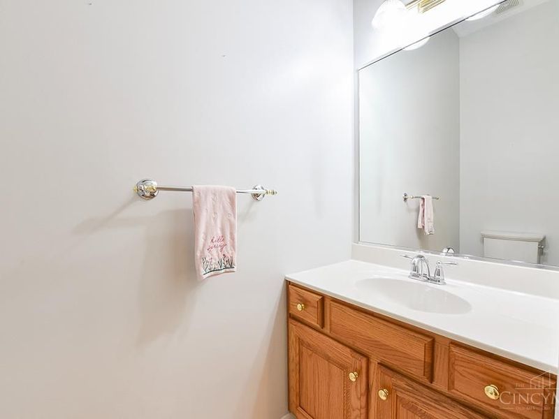 5958 Castlewood Crossing, Miami Twp, OH 45150 Photo 14