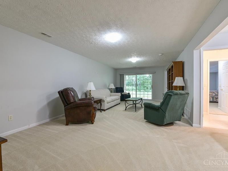 5958 Castlewood Crossing, Miami Twp, OH 45150 Photo 23