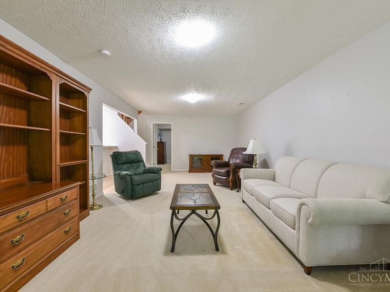 5958 Castlewood Crossing, Miami Twp, OH 45150 Photo 25