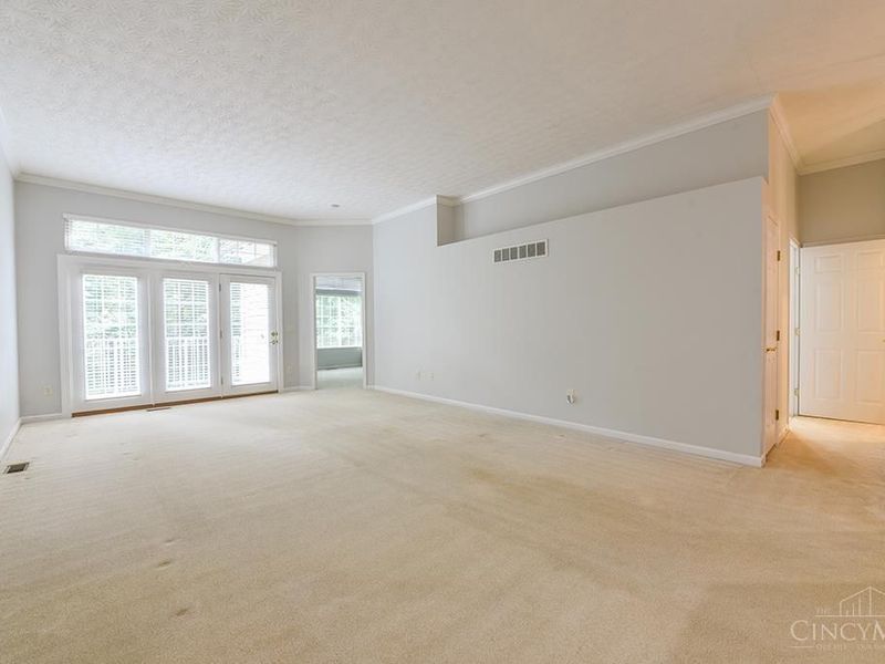 5958 Castlewood Crossing, Miami Twp, OH 45150 Photo 7