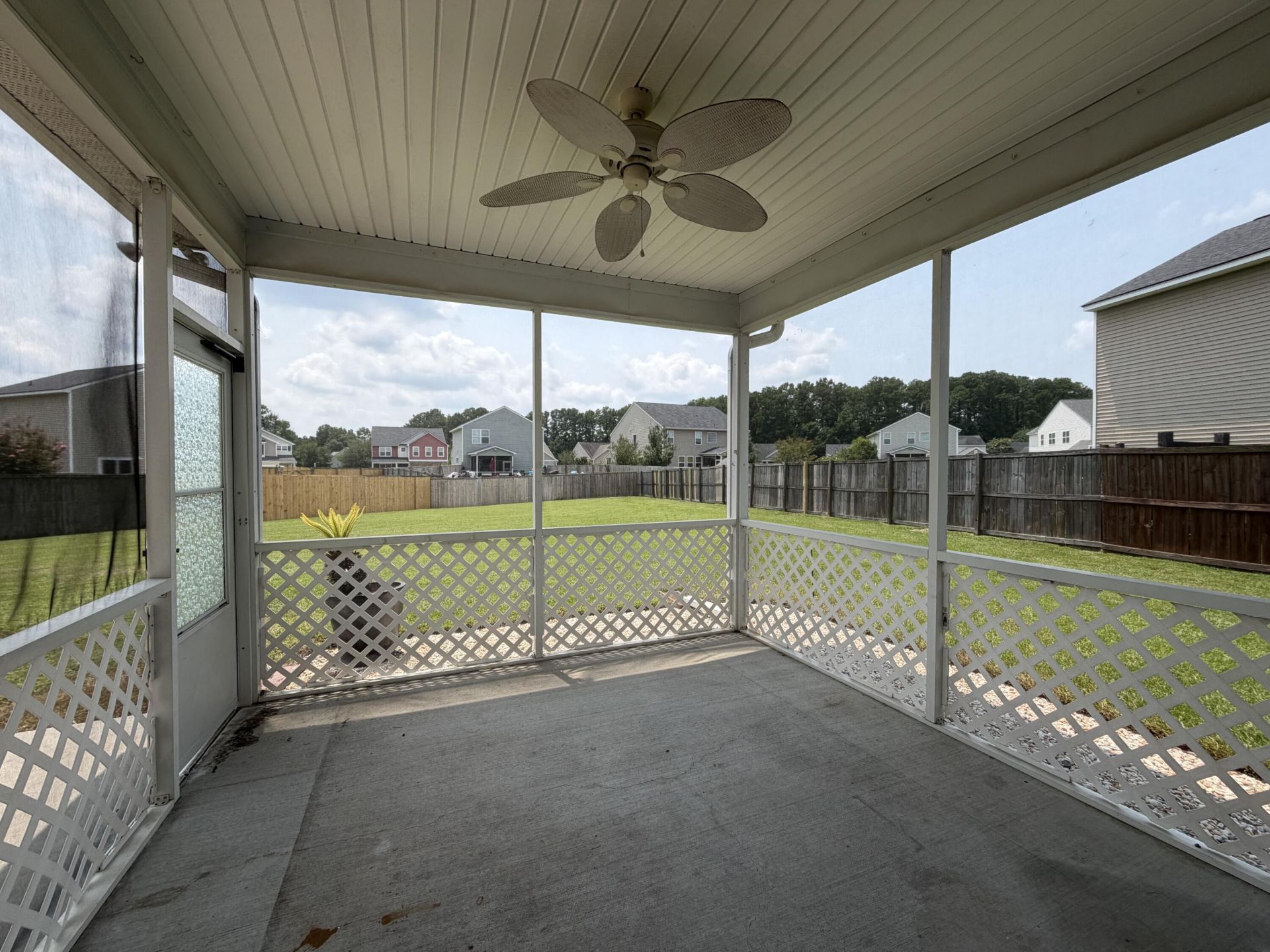 701 Greymohr Lane Photo 24