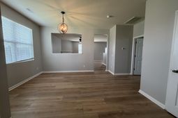 701 Greymohr Lane photo 4