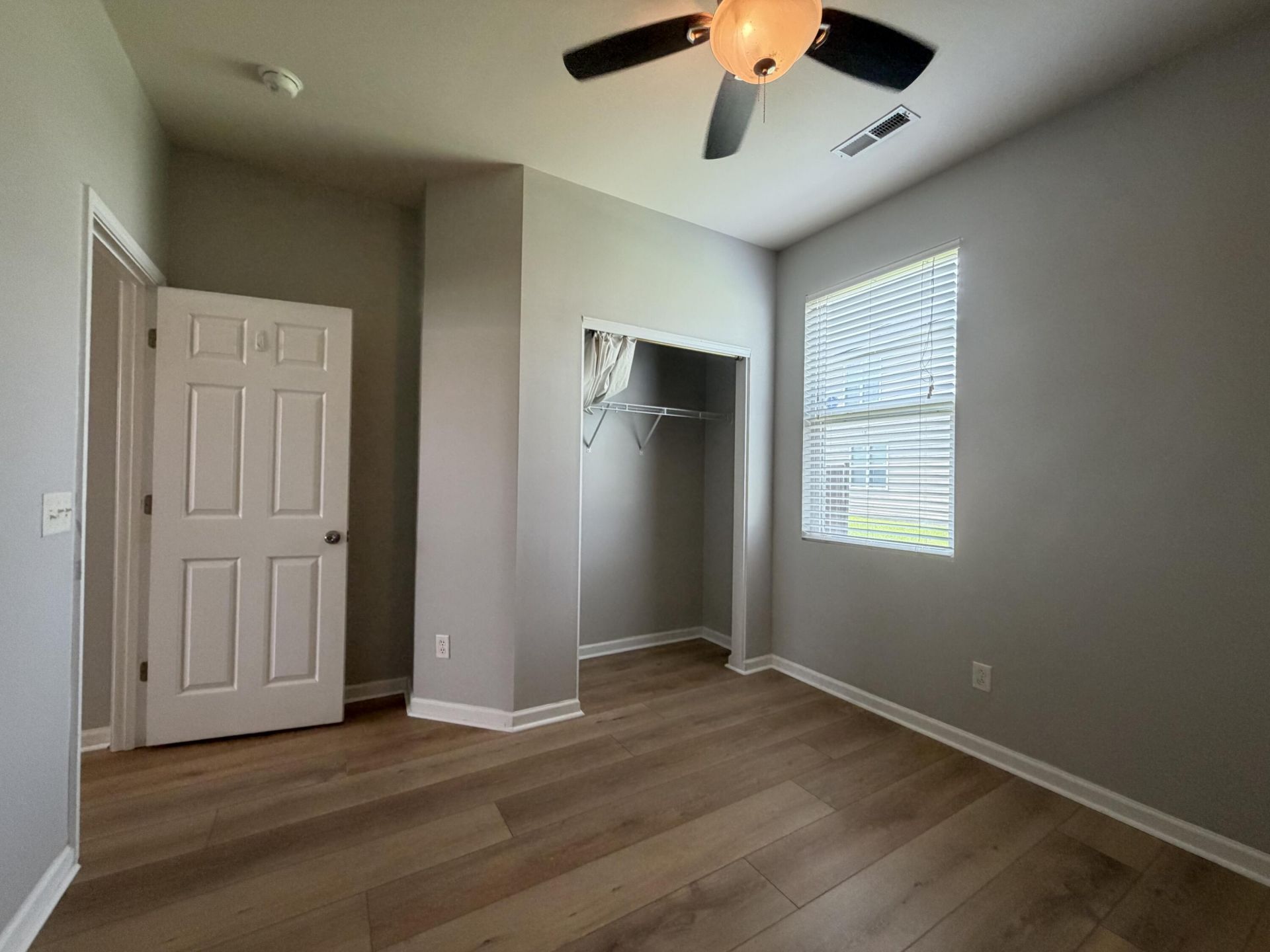701 Greymohr Lane Photo 9