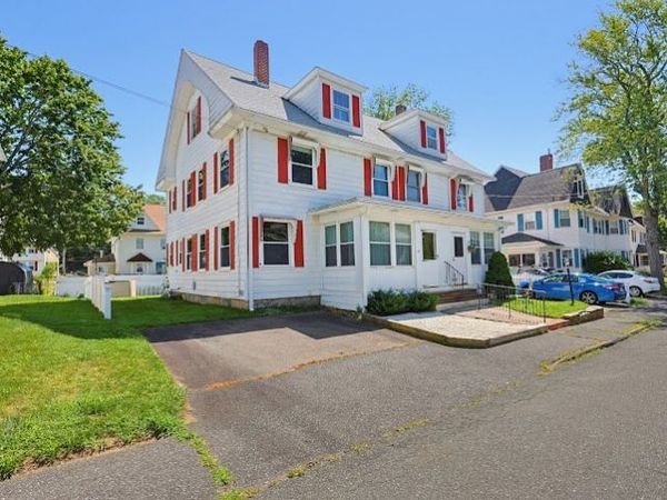 57 Bancroft Park, Unit 57, Hopedale, MA 01747