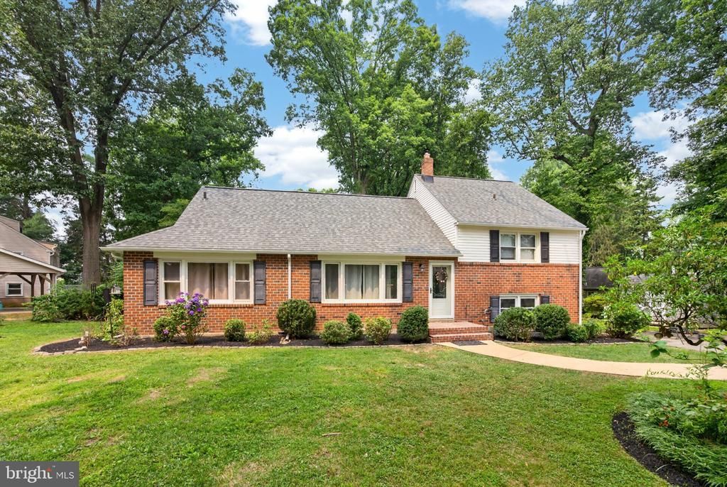 1314 MARY JANE LANE, WEST CHESTER, PA 19380