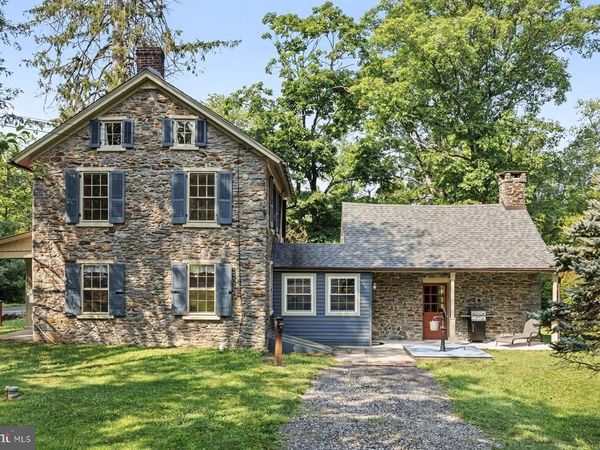 1067 W THATCHER ROAD, QUAKERTOWN, PA 18951